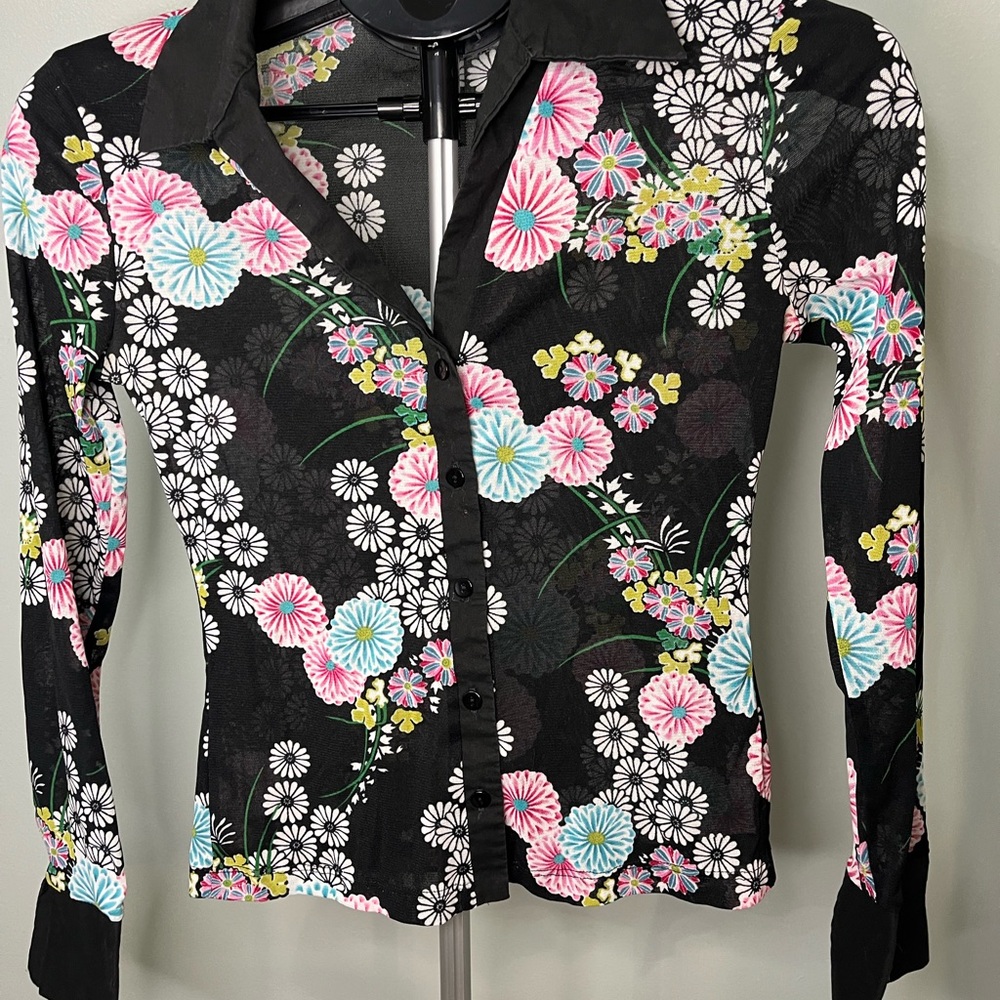 A Byer Y2K floral sheer button up small long sleeve shirt made in USA vintage 90
